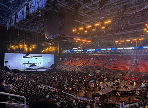 Scotiabank Arena, bloc: 105, rangée: 25, place: 18