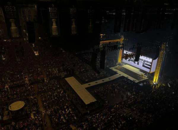 Scotiabank Arena, bloc: Gondola Box 5, rangée: R1, place: 5