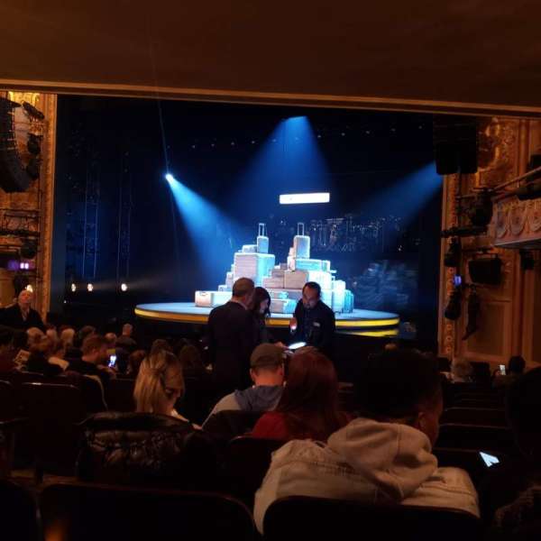 Longacre Theatre, bloc: Orchestra R, rangée: P, place: 7