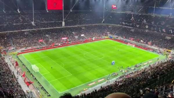 San Siro, bloc: 340, rangée: 11, place: 23
