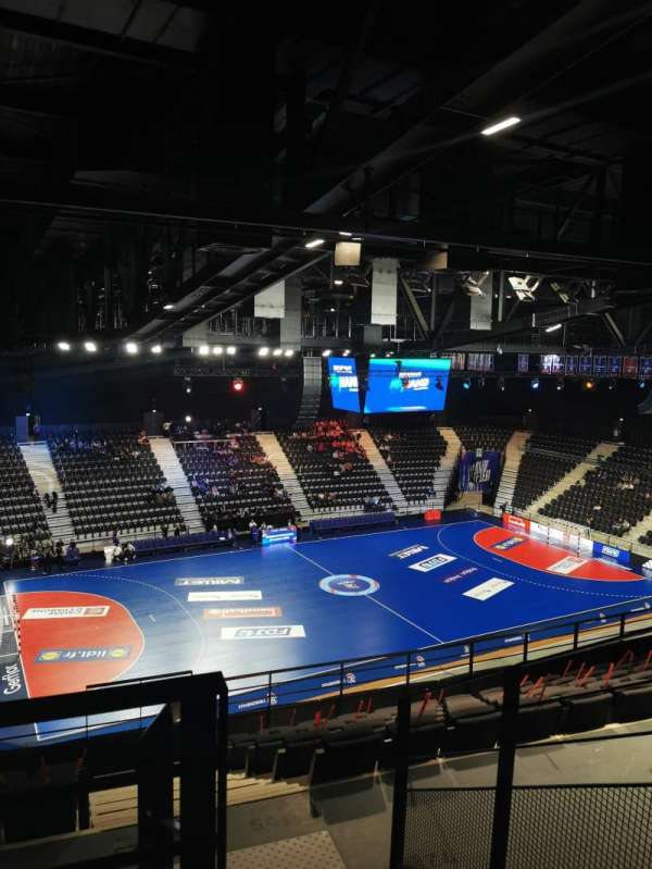 Arena Grand Paris, bloc: 71, rangée: ZB, place: 566