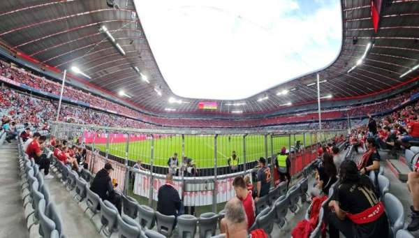 Allianz Arena, bloc: 129, rangée: 4, place: 5