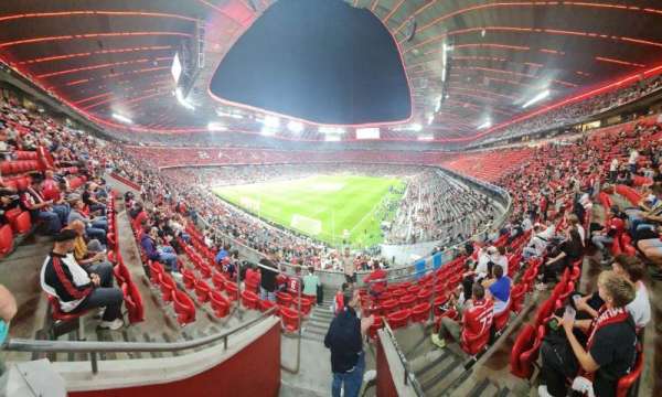 Allianz Arena, bloc: 244, rangée: 25, place: 26