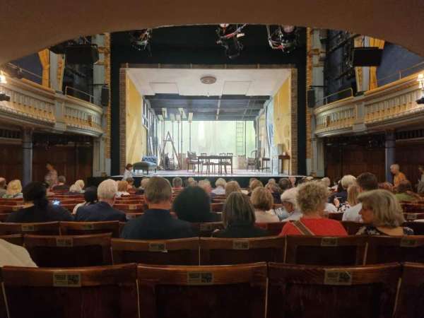 Harold Pinter Theatre, bloc: Stalls, rangée: O, place: 13