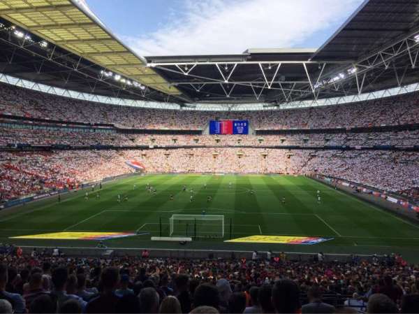 Wembley Stadium, bloc: 133, rangée: 44, place: 309