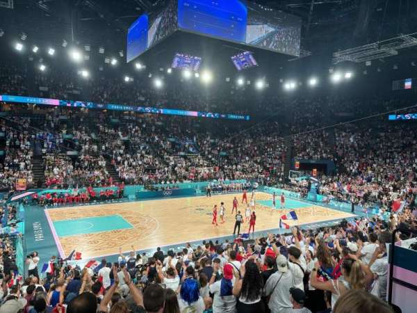 Accor Arena, bloc: Gradin O, rangée: 13, place: 7