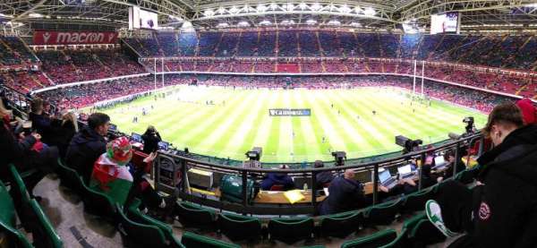 Principality Stadium, bloc: U30, rangée: 7, place: 8