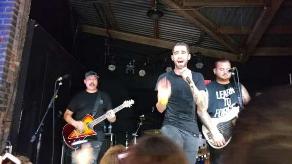Voltage Lounge, bloc: PIT, rangée: 3, place: 1