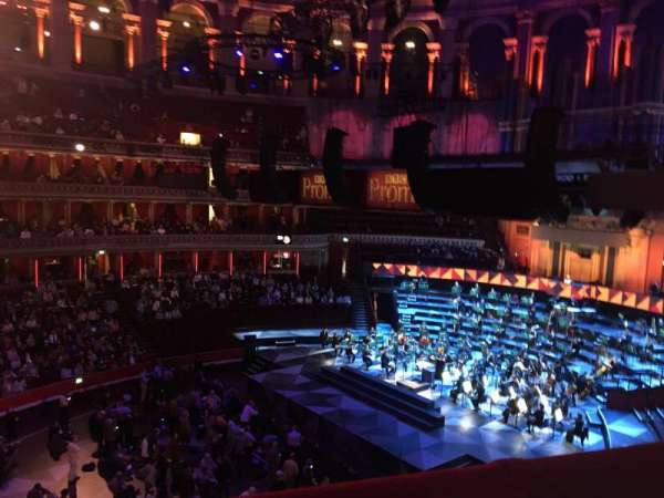 Royal Albert Hall, bloc: Second tier 64, rangée: 1, place: 1 and 2