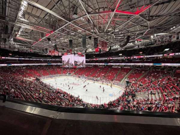 Lenovo Center, bloc: 216, rangée: A, place: 11