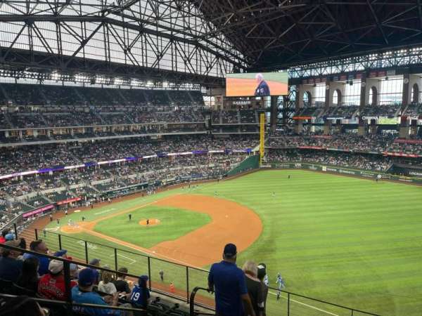 Globe Life Field, bloc: 227, rangée: 7, place: 4