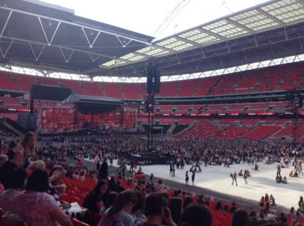 Wembley Stadium, bloc: 118, rangée: 28, place: 201