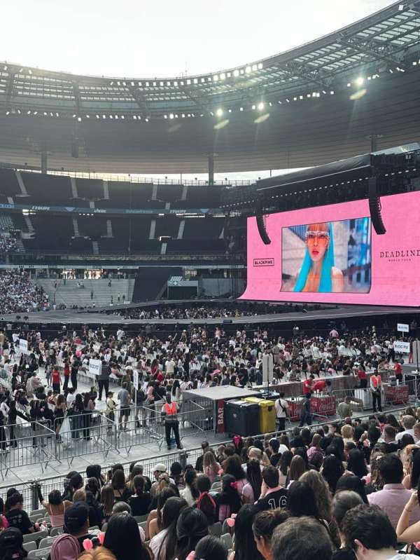 Stade de France, bloc: G7, rangée: 16, place: 05