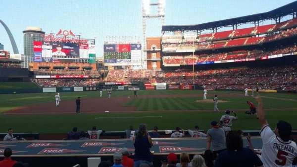 Busch Stadium, bloc: 156, rangée: 1, place: 11
