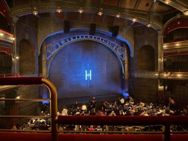 Lyric Theatre, bloc: Dress Circle C, rangée: A, place: 101