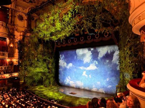 London Coliseum, bloc: Dress Circle, rangée: E, place: 1