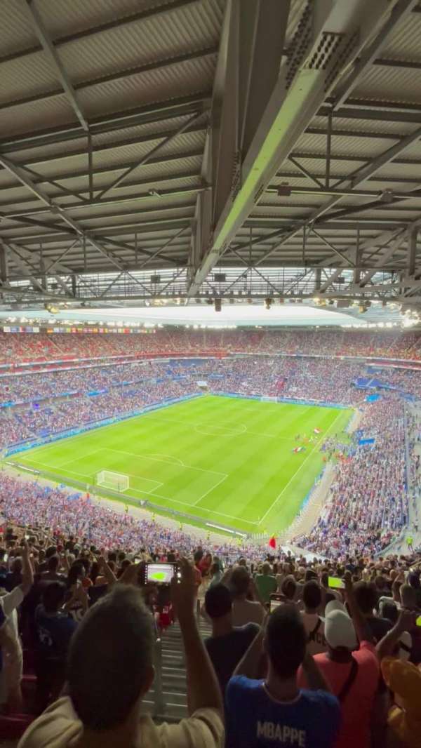 Parc Olympique Lyonnais, bloc: 408, rangée: 21, place: 271