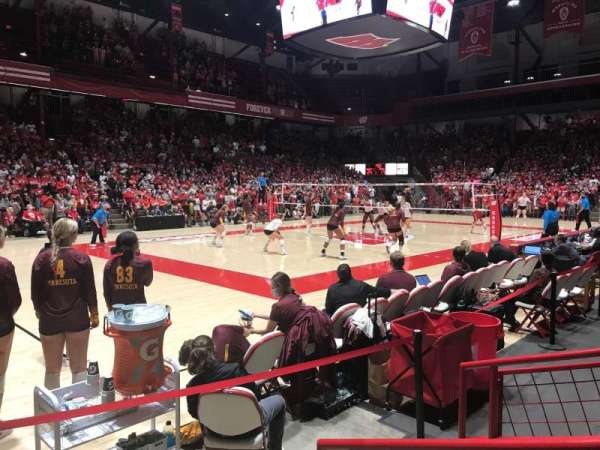 UW Field House, bloc: H, rangée: 4, place: 4