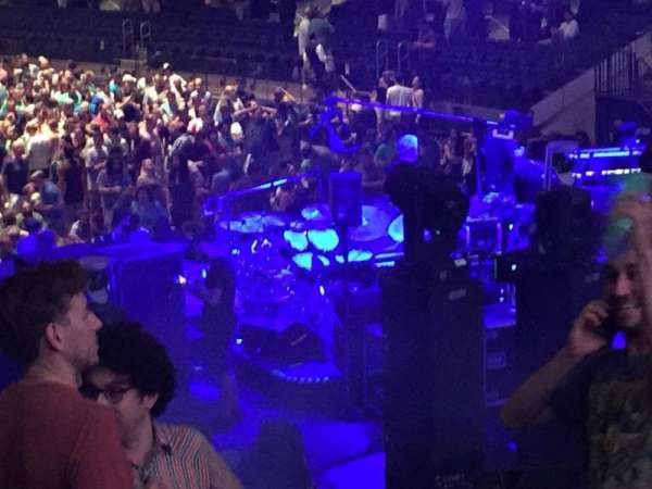 Madison Square Garden, bloc: 111, rangée: 13, place: 5