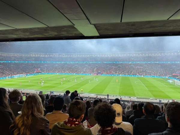 Wembley Stadium, bloc: 121, rangée: 44, place: 269