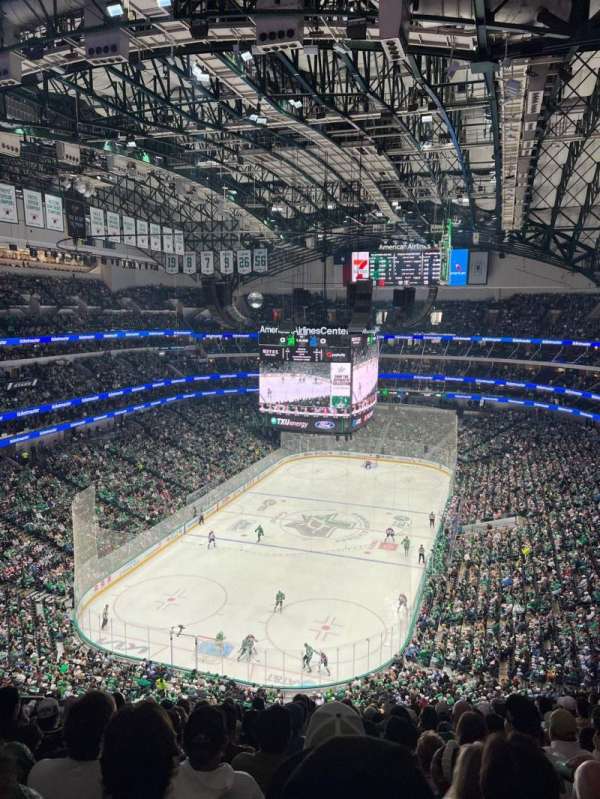American Airlines Center, bloc: 333, rangée: G, place: 16