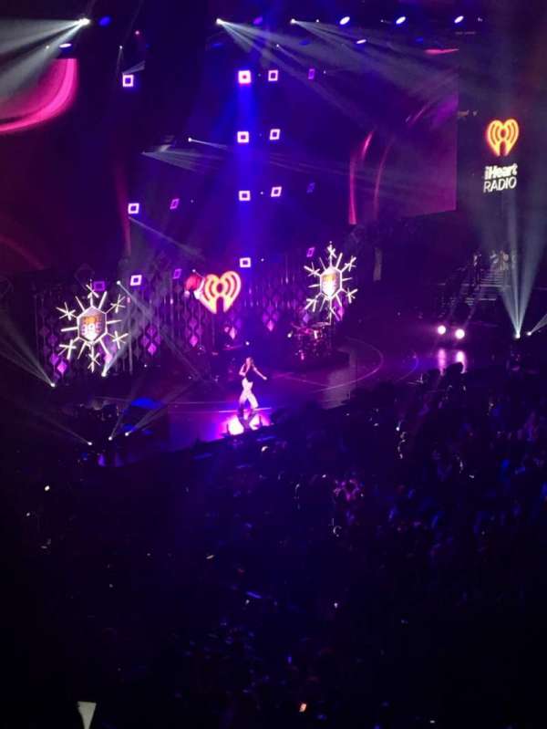 Capital One Arena, bloc: 201, rangée: D, place: 8