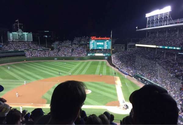 Wrigley Field, bloc: 313L, rangée: 10, place: 4