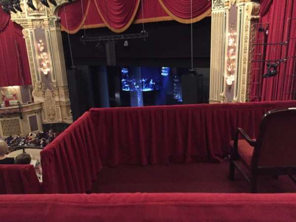 James M. Nederlander Theatre, bloc: Balcony FR, rangée: E, place: 382