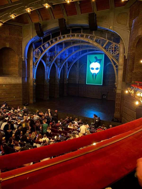 Lyric Theatre, bloc: Dress Circle R, rangée: A, place: 10