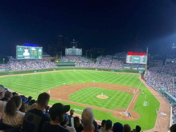 Wrigley Field, bloc: 314L, rangée: 9, place: 10