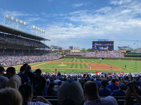 Wrigley Field, bloc: 223, rangée: 3, place: 11
