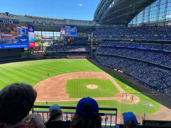 American Family Field, bloc: 429, rangée: 3, place: 1