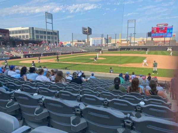 Impact Field, bloc: 106, rangée: 17, place: 1