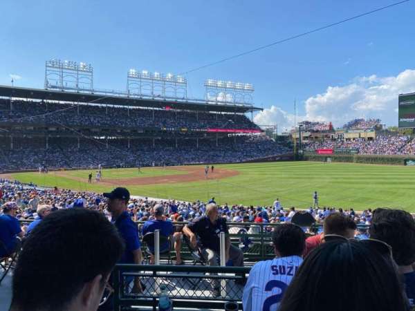 Wrigley Field, bloc: 231, rangée: 3, place: 5