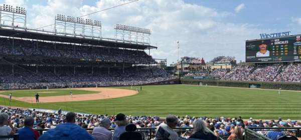 Wrigley Field, bloc: 231, rangée: 2, place: 7