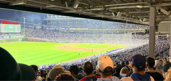 Wrigley Field, bloc: 204, rangée: 25, place: 8