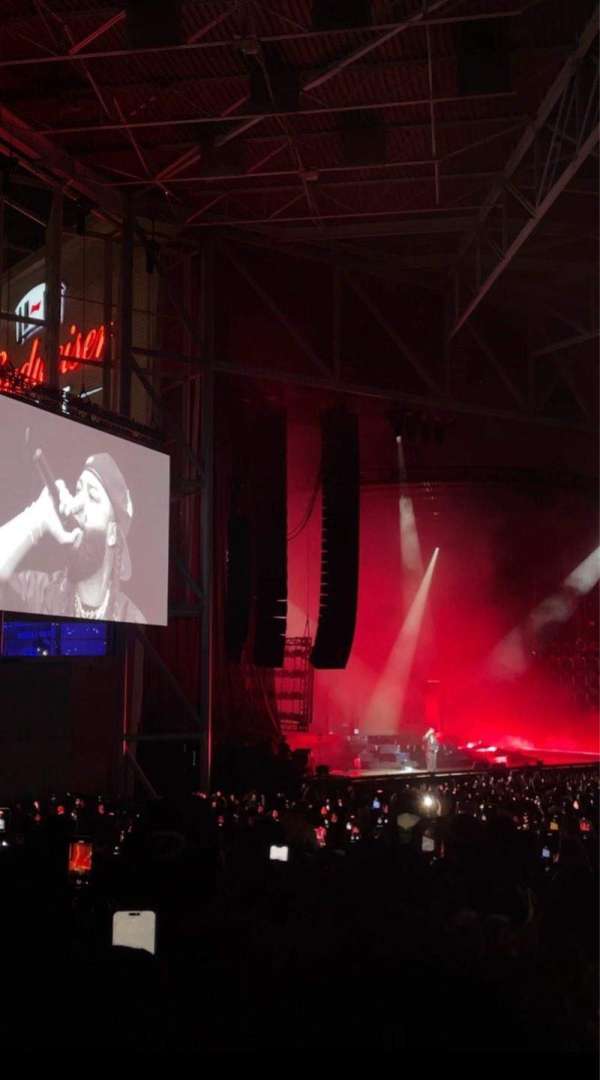 RBC Amphitheatre, bloc: 305, rangée: L, place: 14