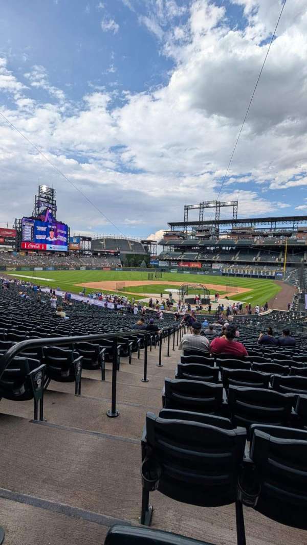 Coors Field, bloc: 132, rangée: 38, place: 14