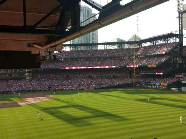 Busch Stadium, bloc: RJ1, rangée: C, place: 1