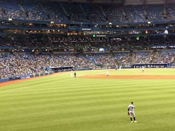 Rogers Centre, bloc: 104B, rangée: 1, place: 16