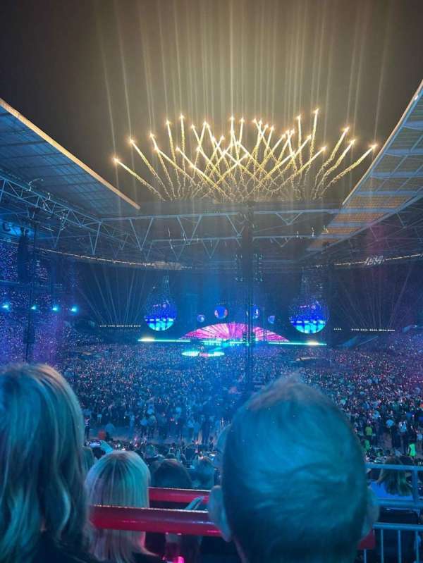 Wembley Stadium, bloc: 110, rangée: 34, place: 236