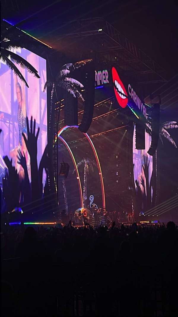 Rogers Centre, bloc: 130D, rangée: 5, place: 15