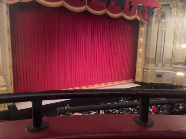 Citizens Bank Opera House, bloc: Dress Circle L, rangée: AA, place: 23