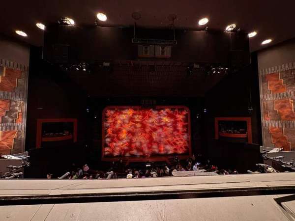 Minskoff Theatre, bloc: Mezzanine, rangée: A, place: 122