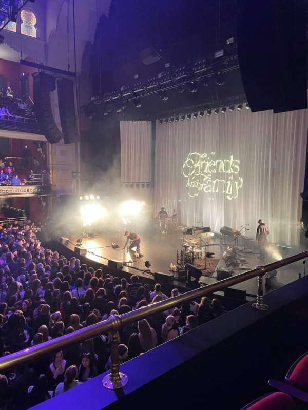Massey Hall, bloc: 208, rangée: B, place: 5