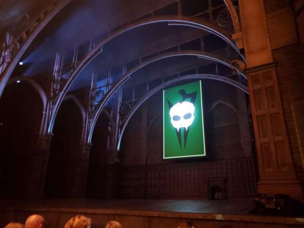 Lyric Theatre, bloc: Orchestra R, rangée: D, place: 24
