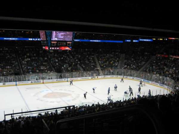 State Farm Arena, bloc: 213, rangée: H, place: 1