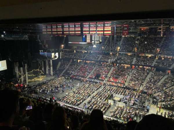 Canadian Tire Centre, bloc: 306, rangée: R, place: 2