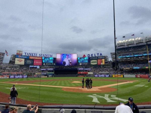 Yankee Stadium, bloc: 020, rangée: 5, place: 8