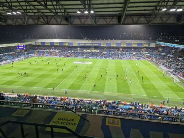 Elland Road, bloc: L38, rangée: H, place: 67